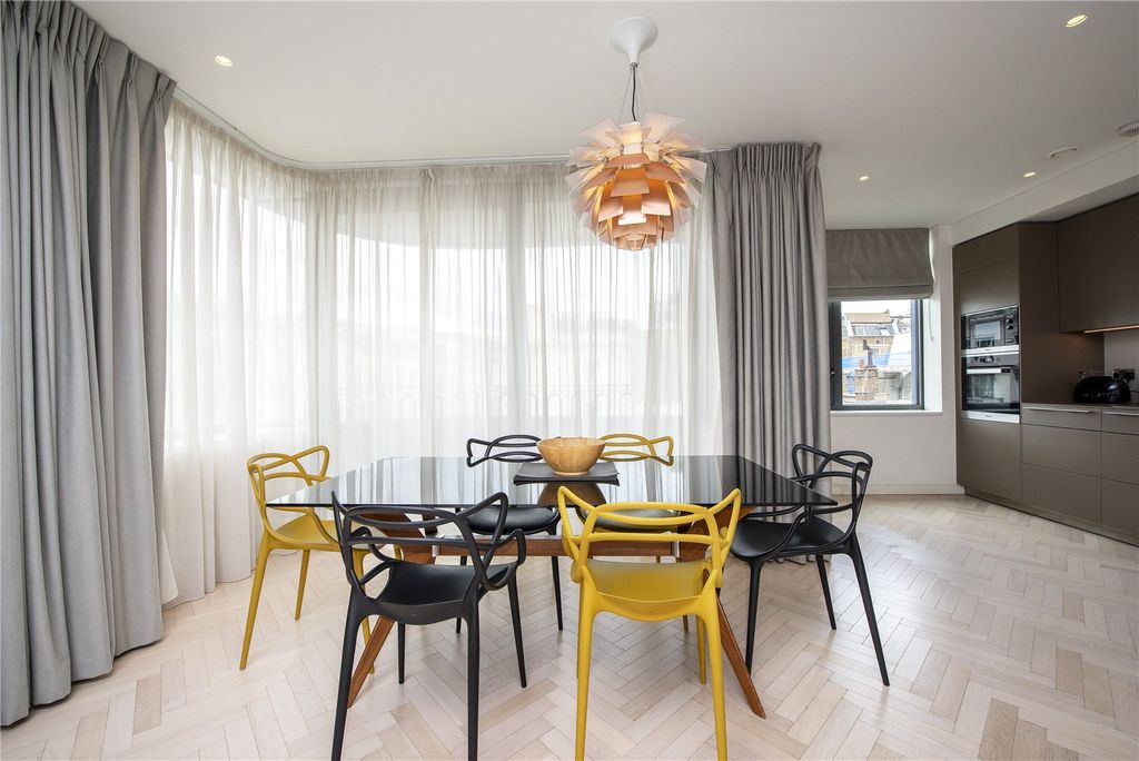 Property photo 3 of 17 Picture No. 07