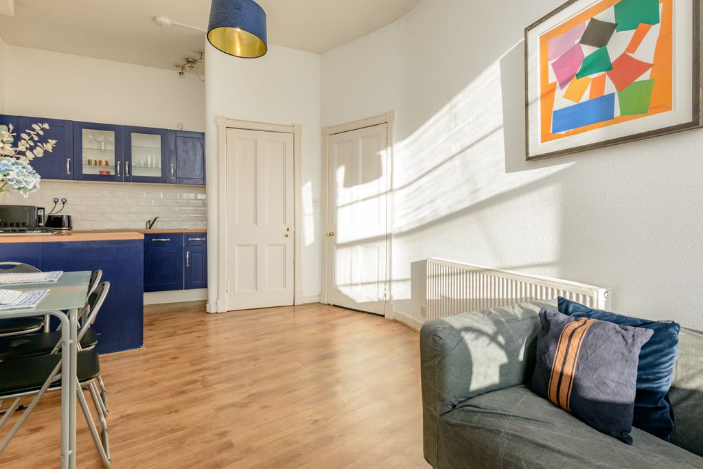 Property photo 3 of 9 Property Image 3