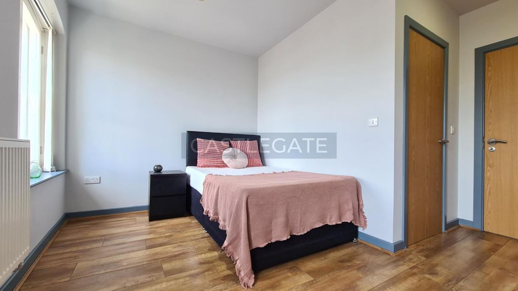 Property photo 1 of 19 Room 2.2.4, Threadworks, Huddersfield