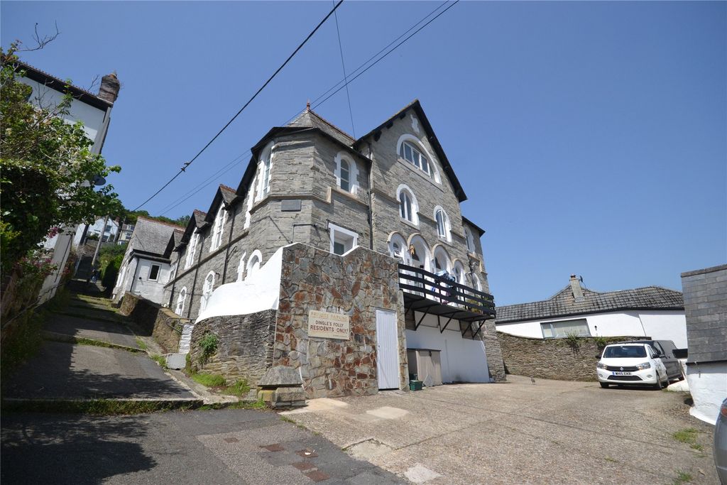 Property photo 1 of 10 Dingles Folly