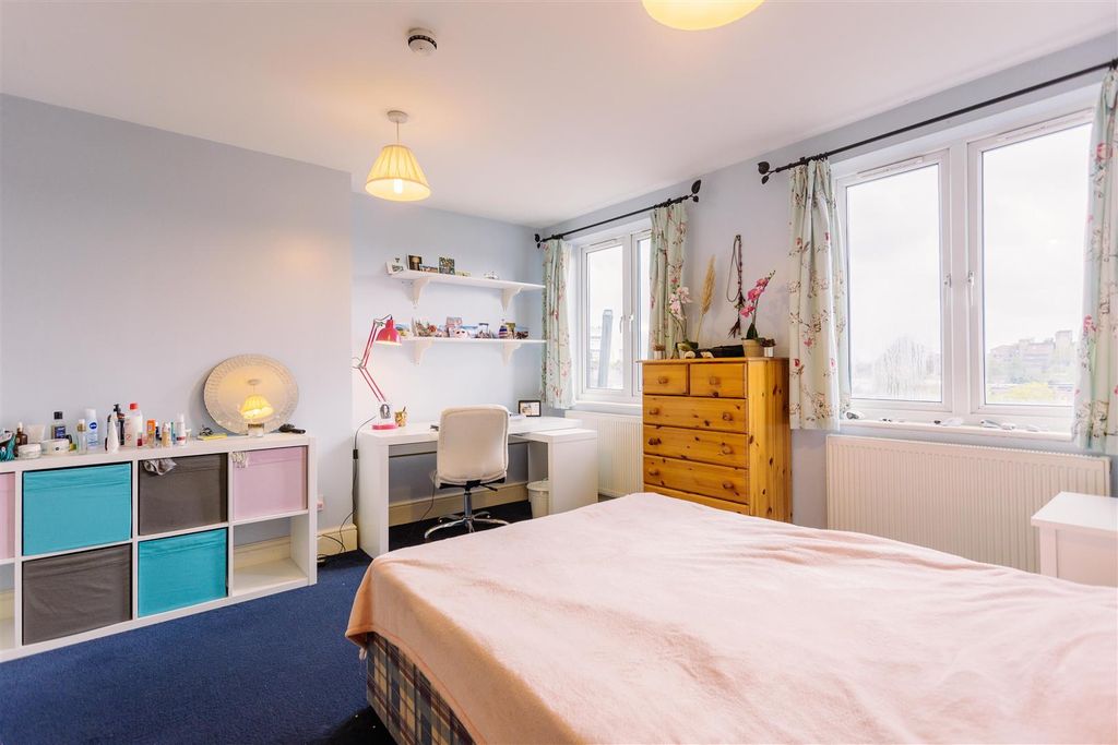 Property photo 3 of 14 Mb_Fonthill Road_Finsbury Park_Davies Davies_22.Jp