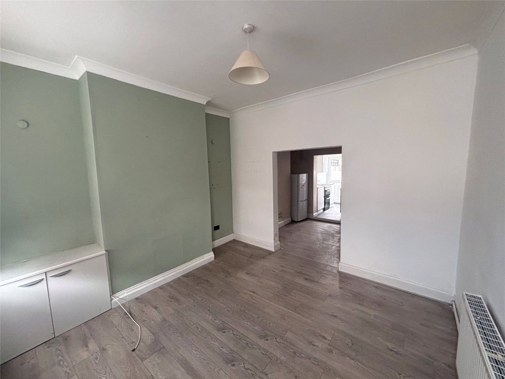 Property photo 2 of 15 Sitting Room