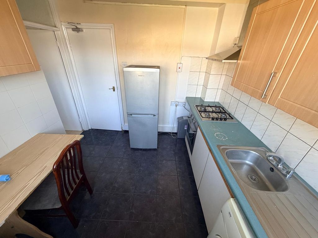 Property photo 2 of 7 Gallery