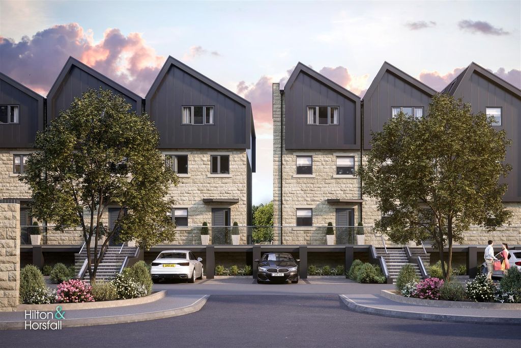 Property photo 1 of 18 Black Carr Mill