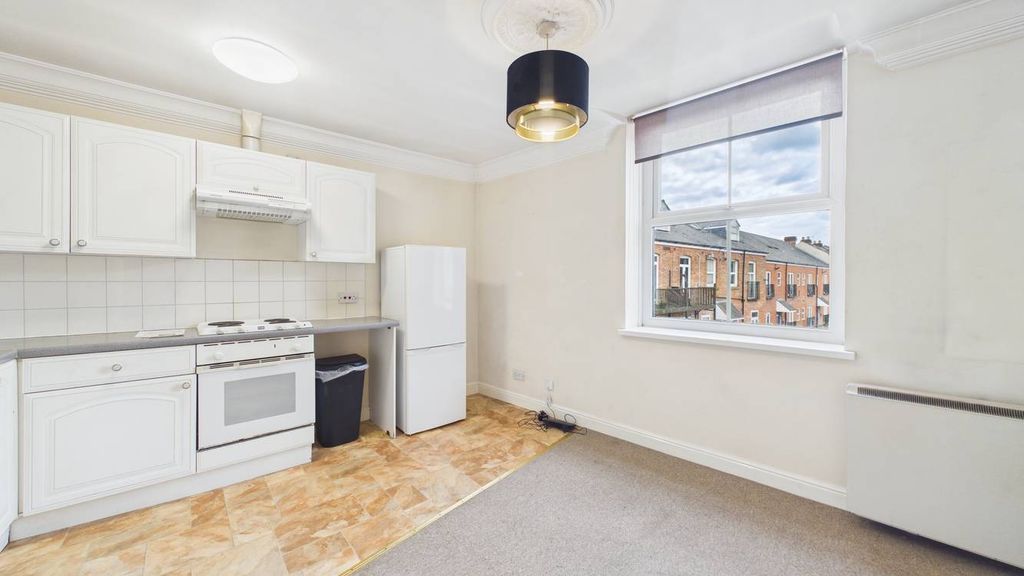 Property photo 2 of 6 5129432
