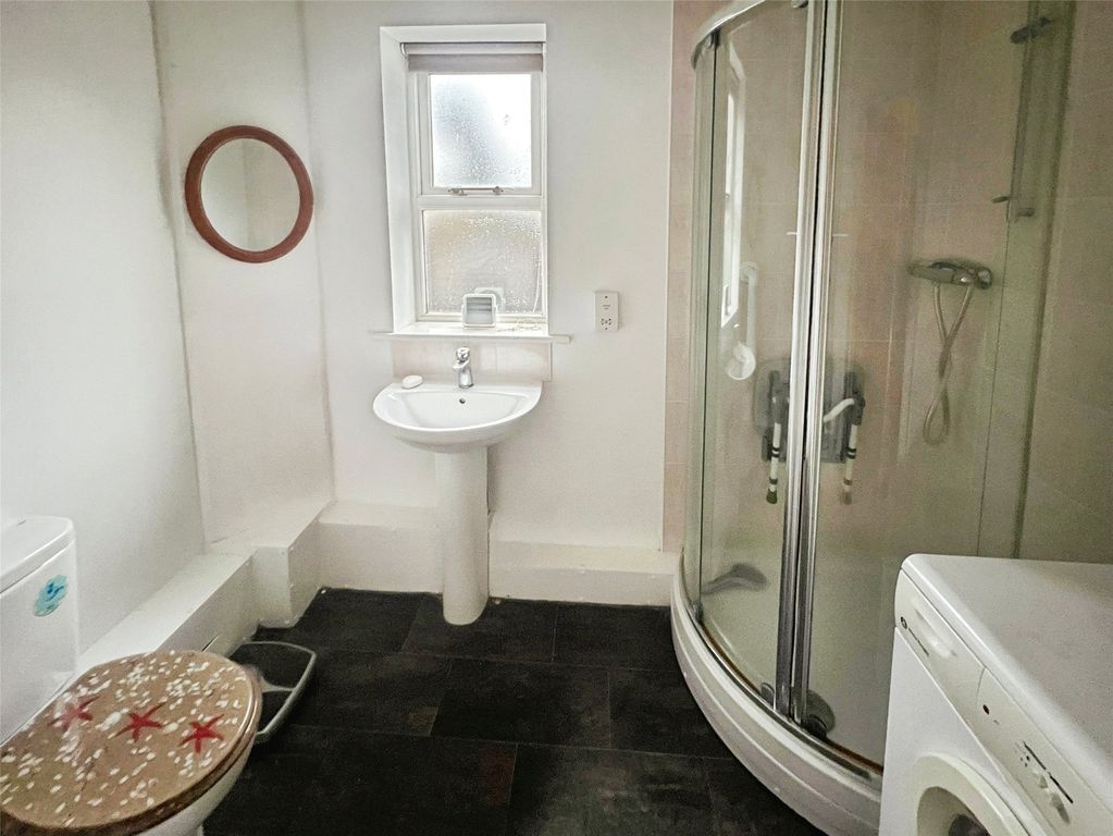 Additional image 6 of 2 bed flat for saleNew Road, Troon, Camborne TR14