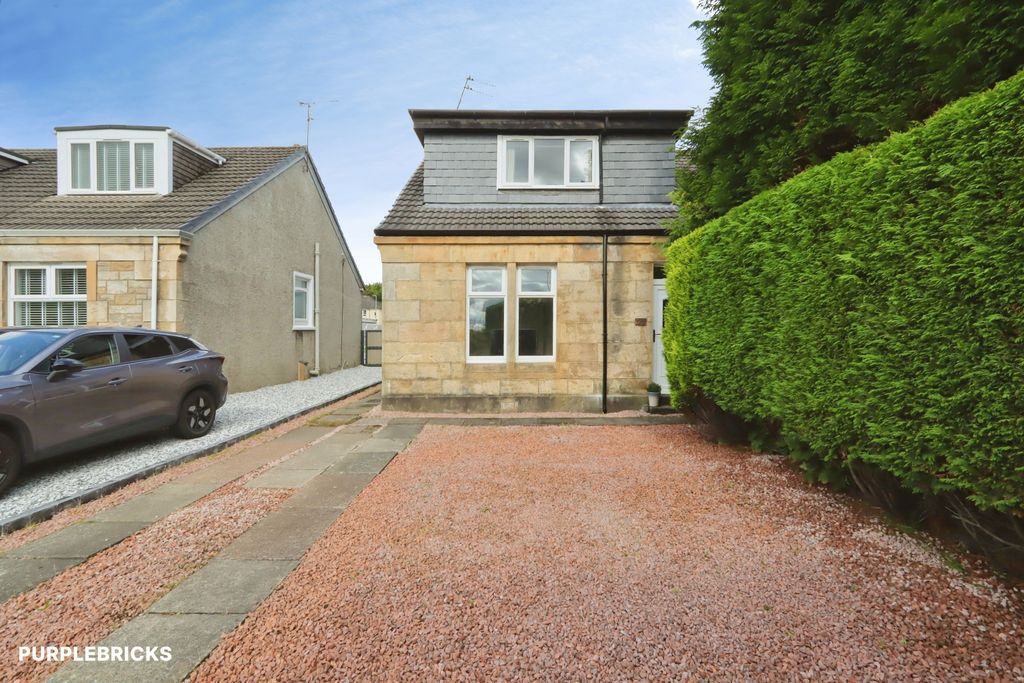 Property photo 2 of 25