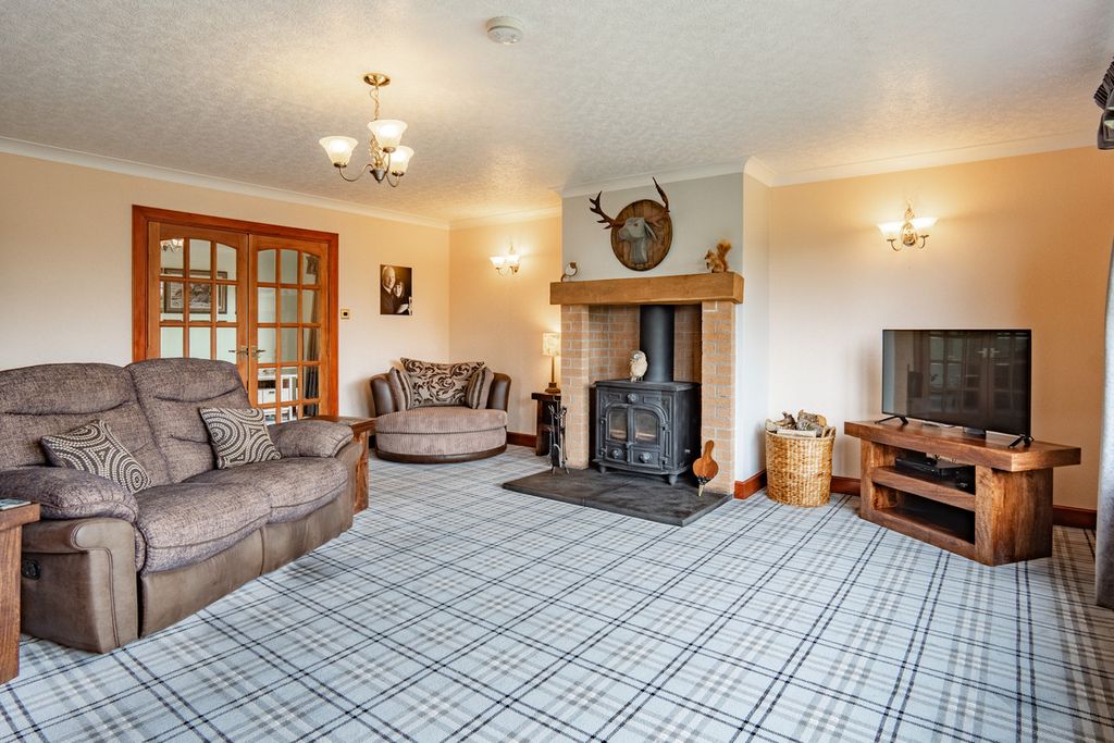 Property photo 3 of 50