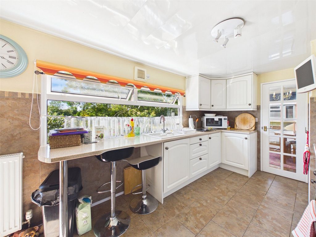Property photo 3 of 21 Picture No. 09