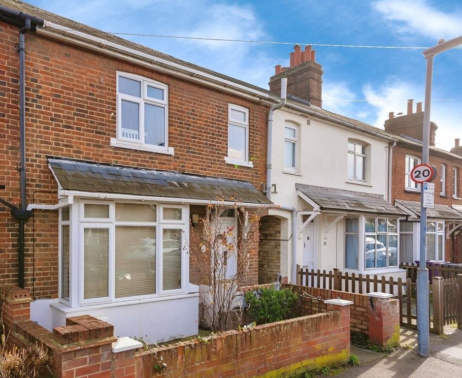 Property photo 1 of 11
