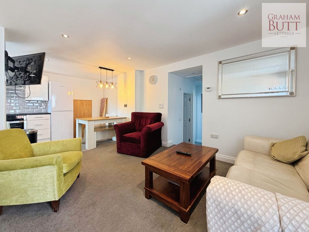 Property photo 2 of 10 Picture No. 03