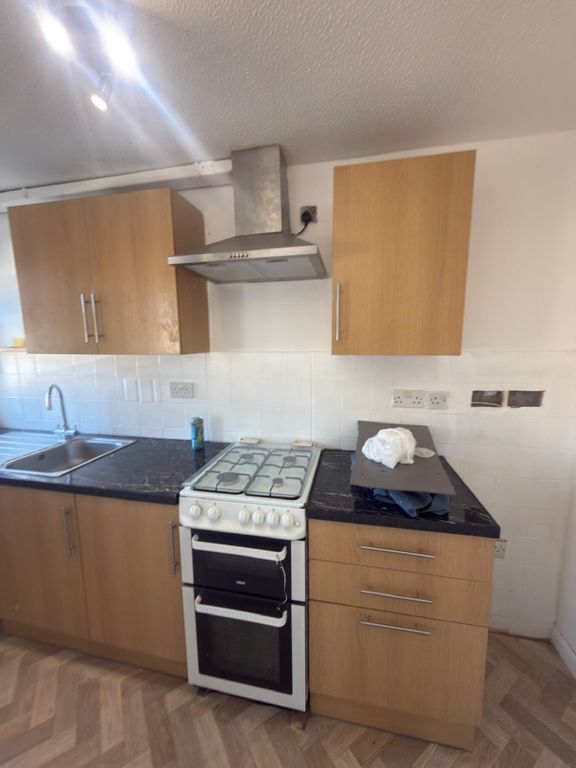 Property photo 2 of 7 2