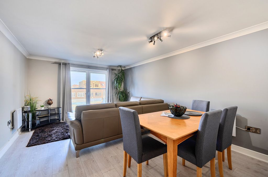 Property photo 1 of 10 1440427-9-69d68A0...