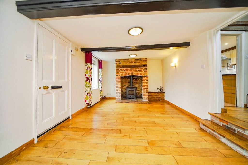 Property photo 2 of 18