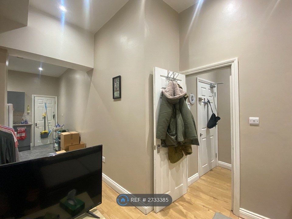 Property photo 1 of 25