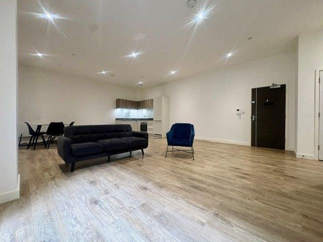 Property photo 2 of 7