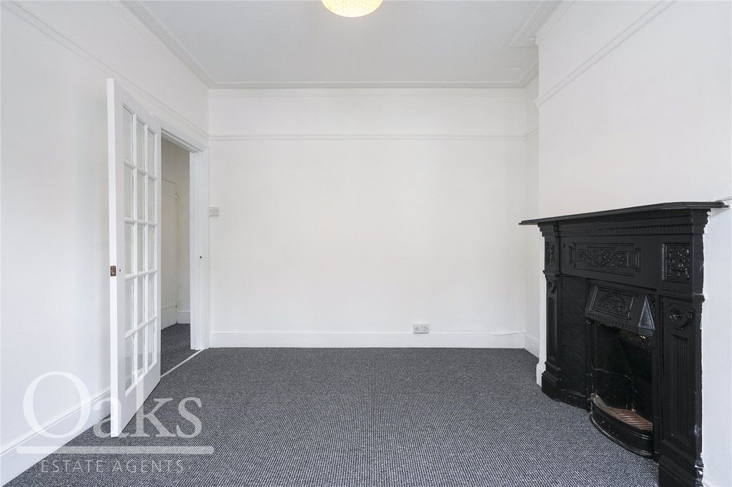 Property photo 3 of 12 Picture No. 11
