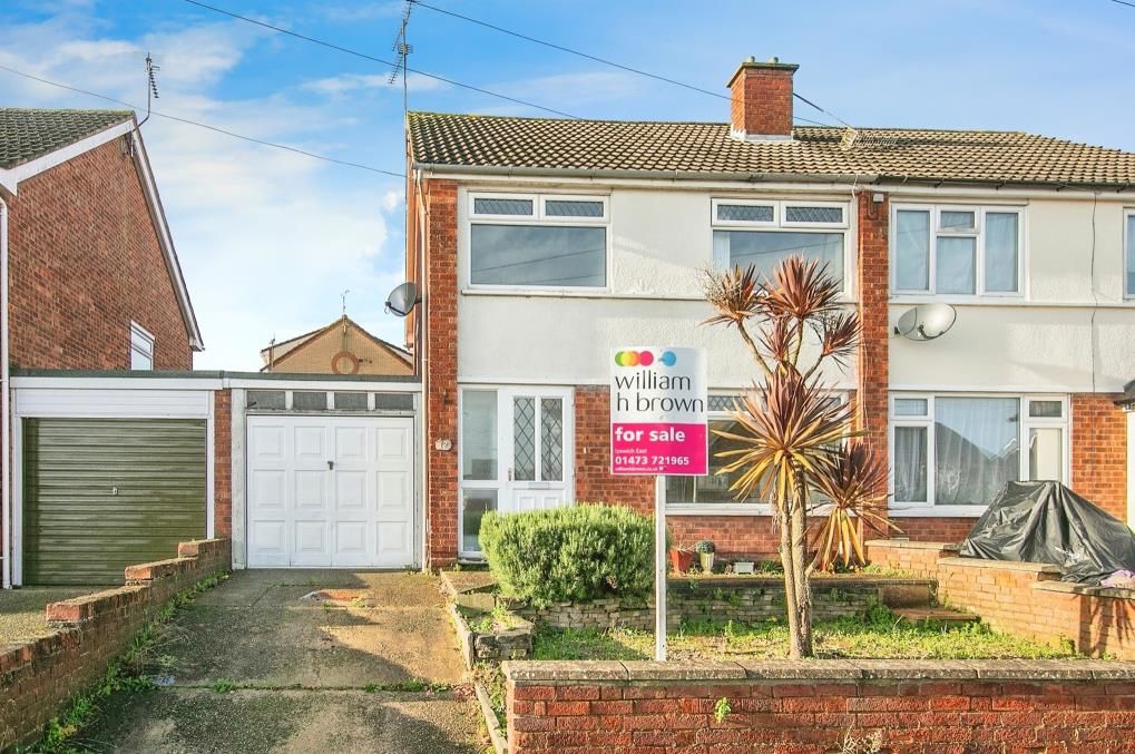 Property photo 1 of 12 Front