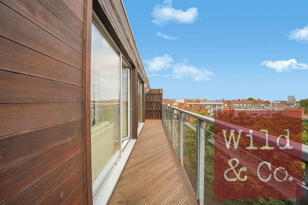 Property photo 2 of 18 Maun House - Pdqnaayhpukjxahwhrxn.Jpg