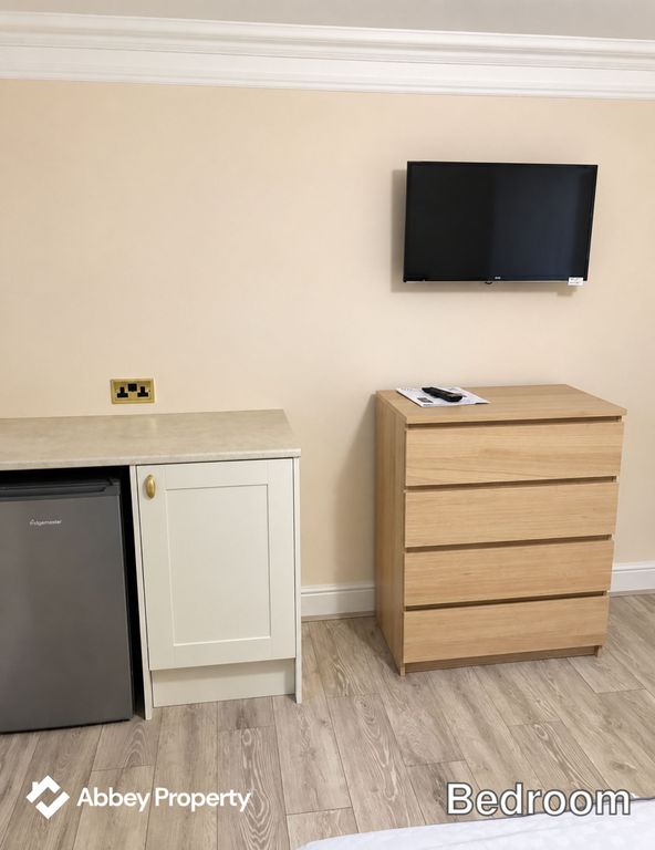 Property photo 3 of 5