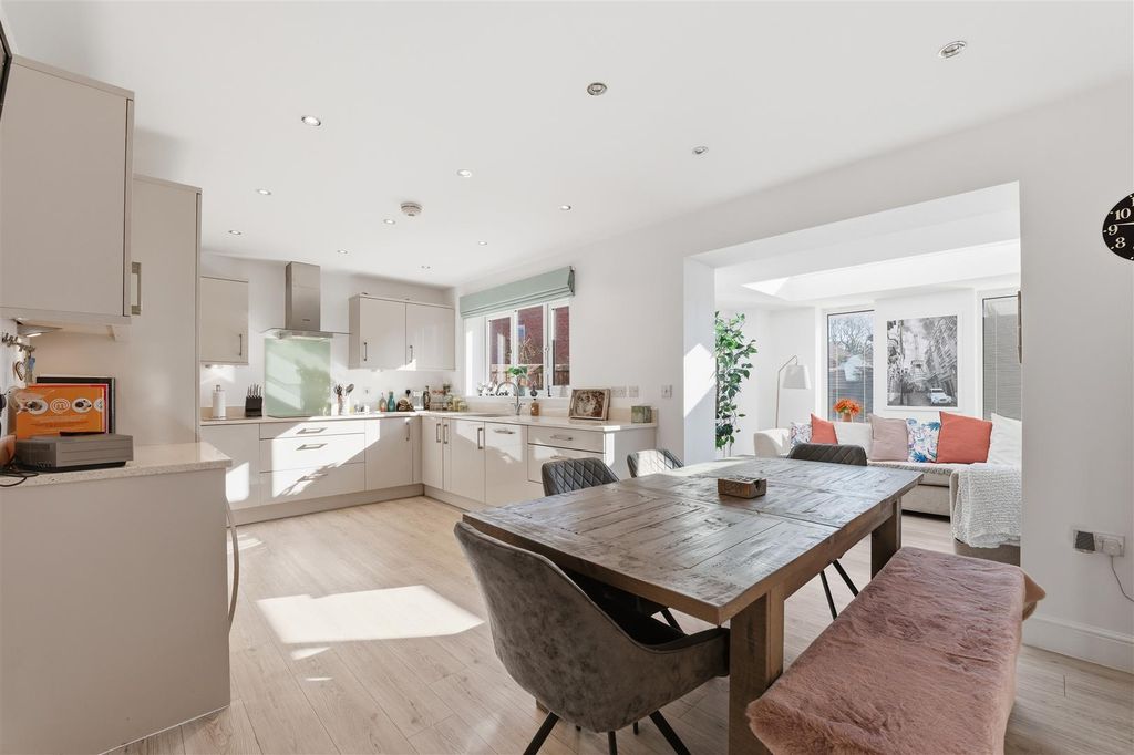 Property photo 3 of 34 P1167721-Edit.Jpg