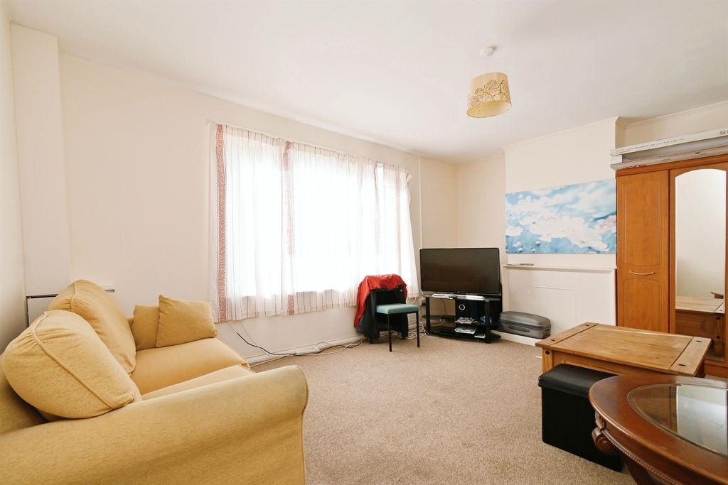 Additional image 5 of 2 bed maisonette for saleVictoria Road, Diss IP22