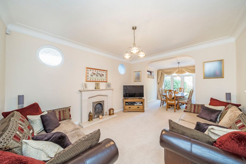 Property photo 2 of 10 Picture No. 07