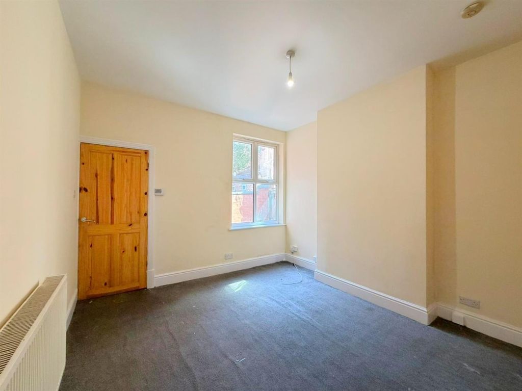 Property photo 2 of 12 Dining Room