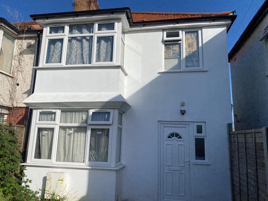 Property photo 1 of 25