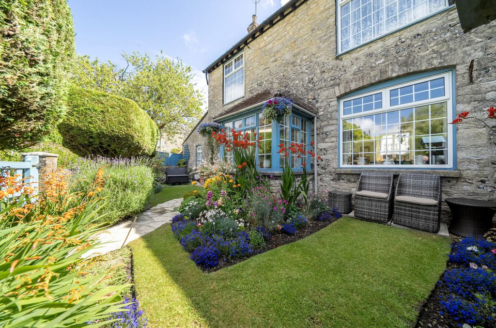 Property photo 3 of 23 1499849 - 3.Jpg