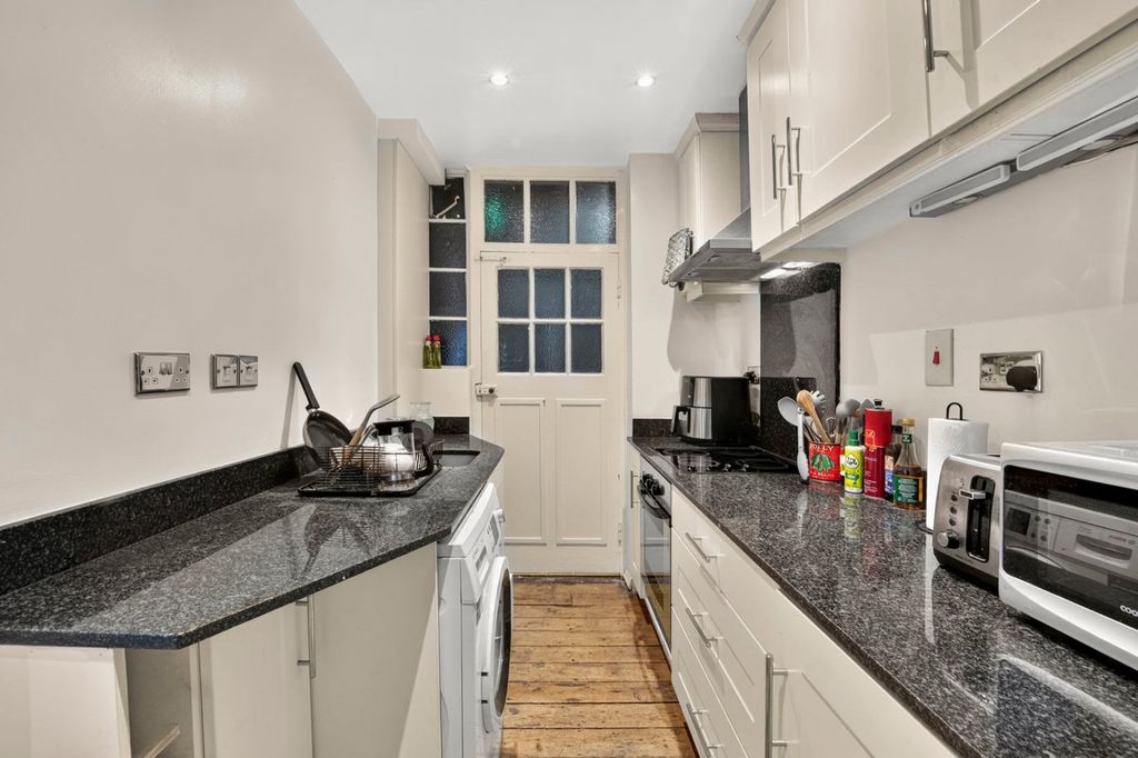 Property photo 3 of 8 Picture No. 08