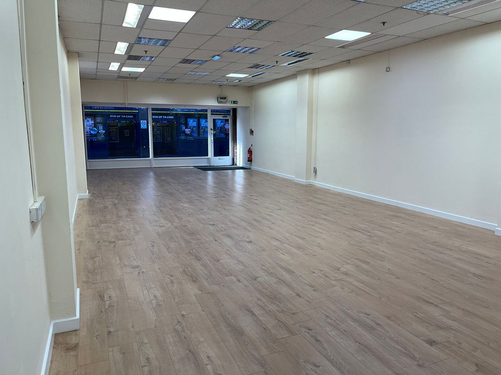 Property photo 3 of 9 Picture 3