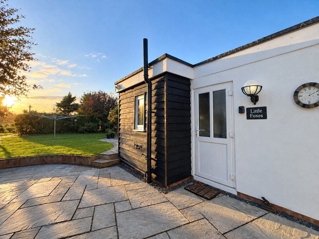 Property photo 1 of 9 Picture No. 16