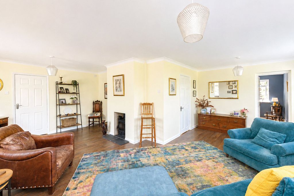 Property photo 2 of 18 Picture No. 44