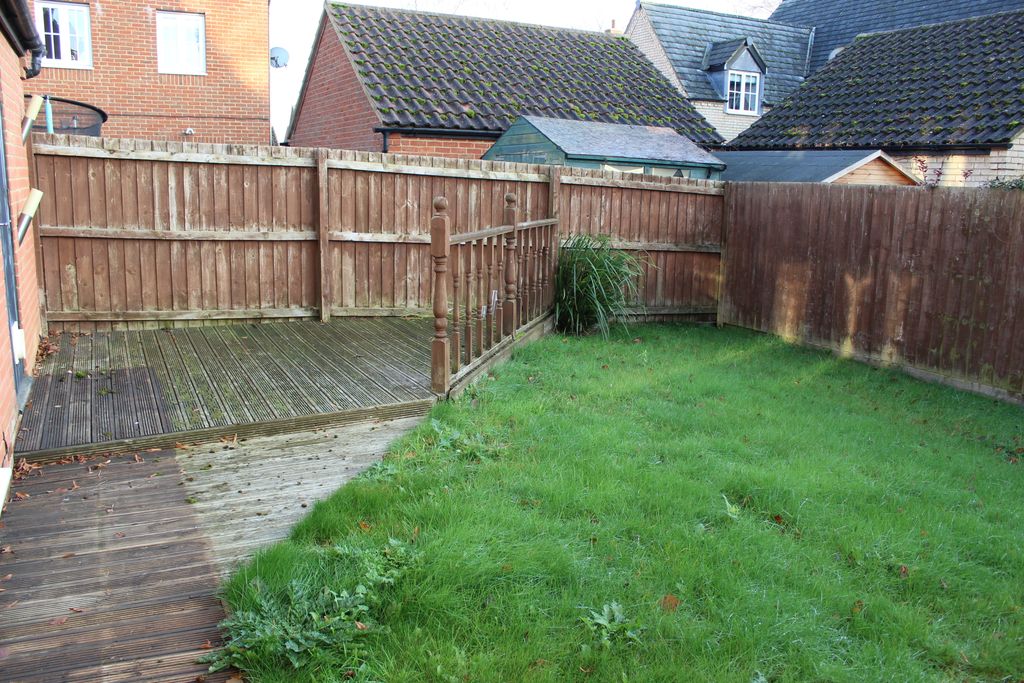 Property photo 3 of 12
