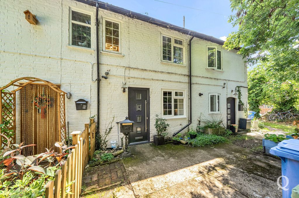 Property photo 1 of 18 F5336B69-82A9-431...