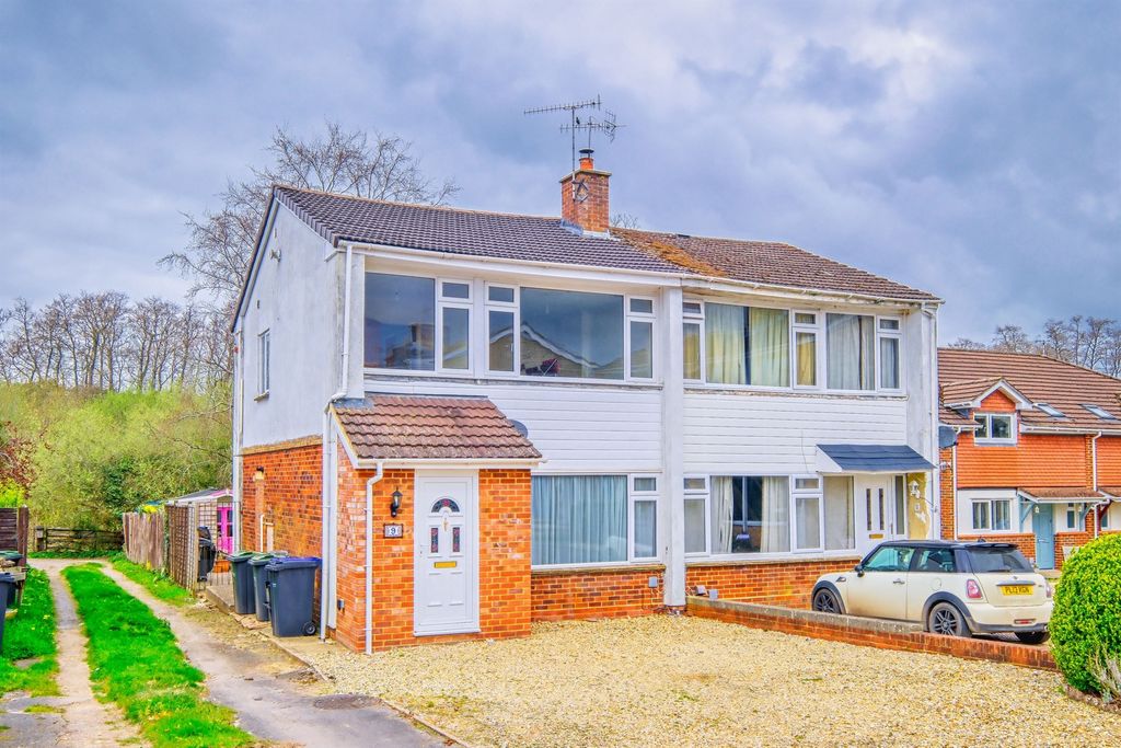 Property photo 1 of 16