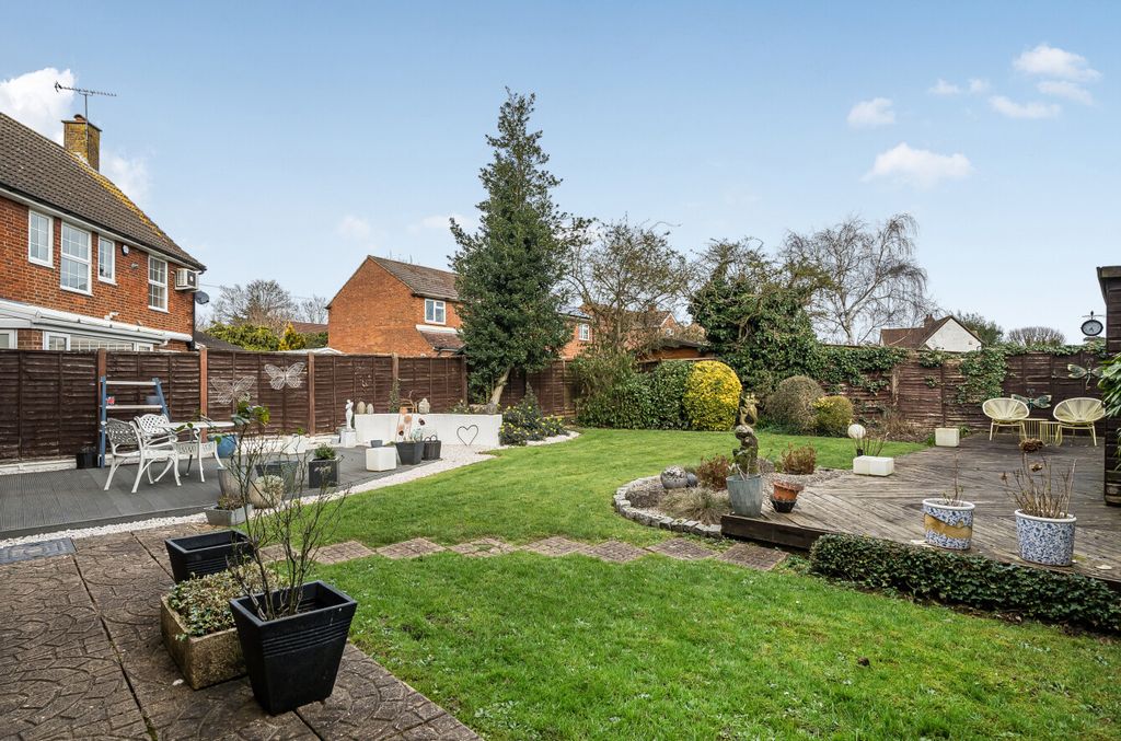 Property photo 3 of 20 1420174-17-69A70F...