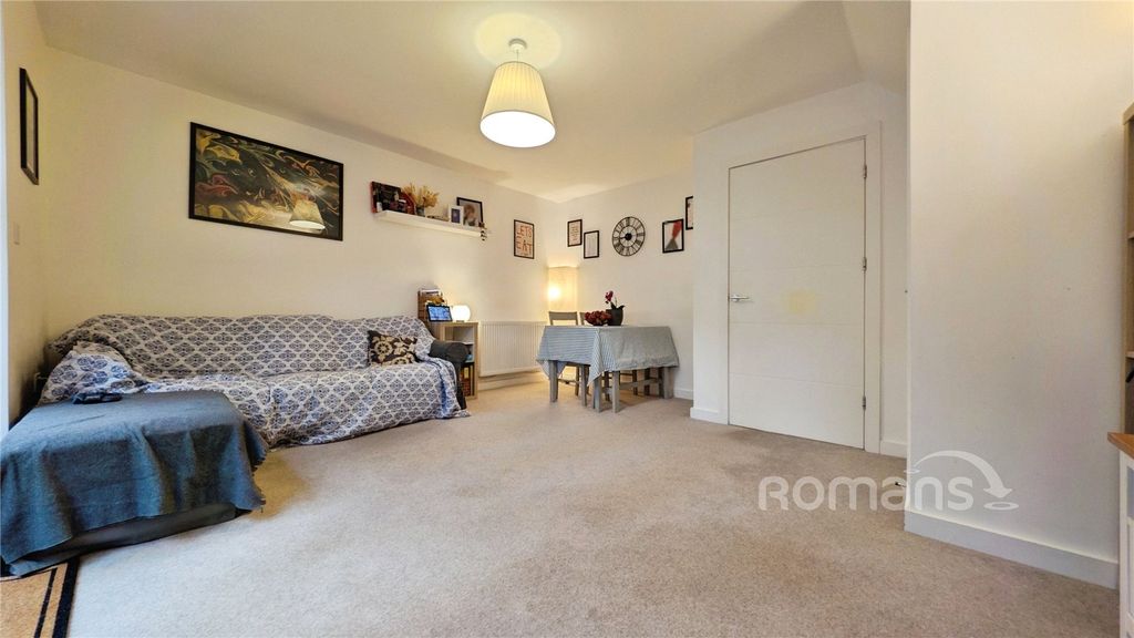 Property photo 3 of 10 Picture No. 14