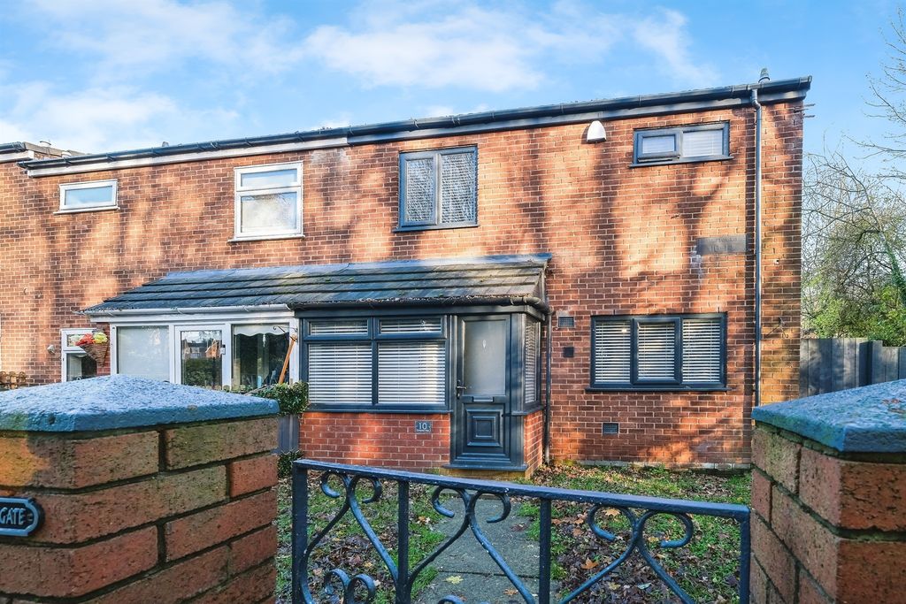 Property photo 1 of 17
