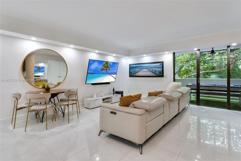 Property photo 3 of 27 <Alttext/>
