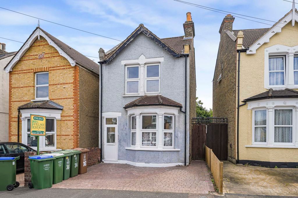 Property photo 1 of 15 External