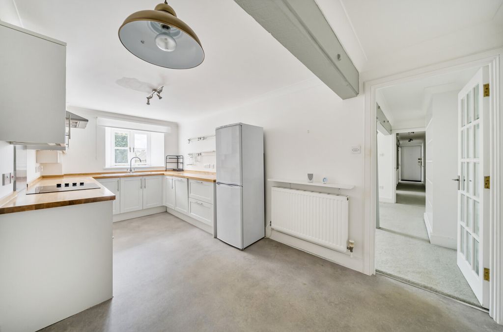 Property photo 2 of 18 Kitchen Dining Room