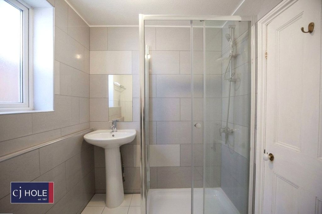 Property photo 3 of 15 Picture No. 14