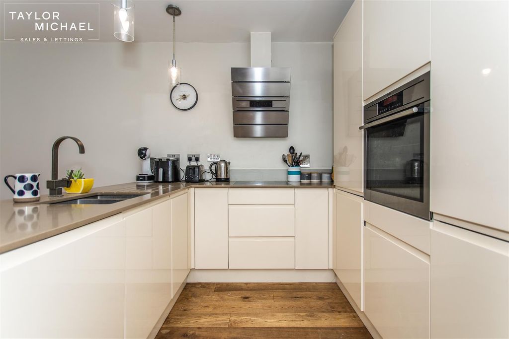 Property photo 1 of 16 Kitchen