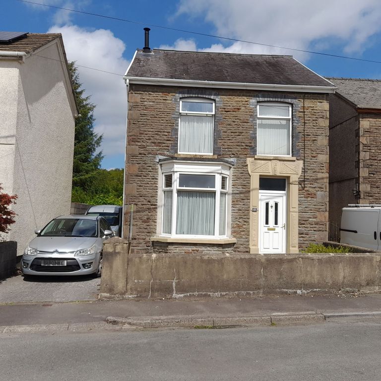Property photo 1 of 13