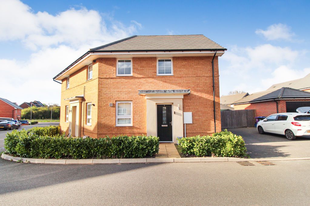 Property photo 1 of 11 Front