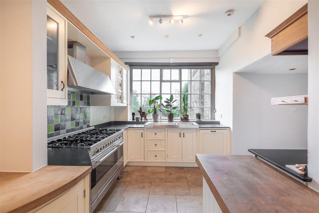 Property photo 2 of 20 _A7R9154-Hdr.Jpg