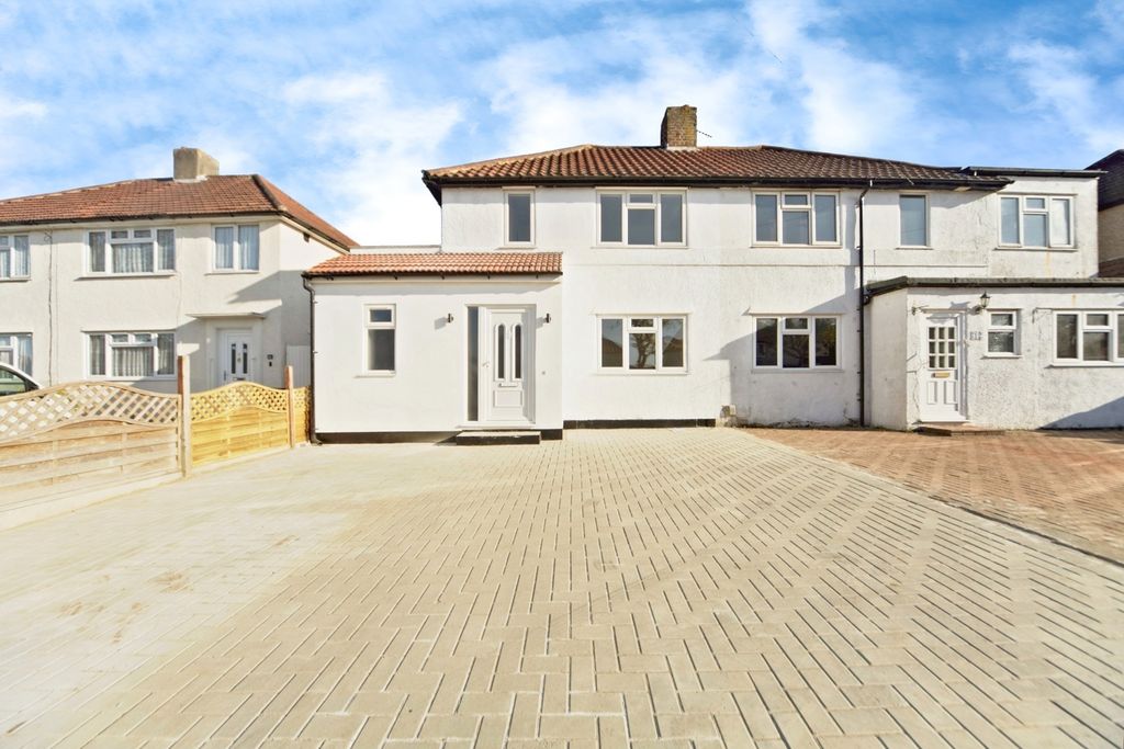 Property photo 1 of 17 Photo