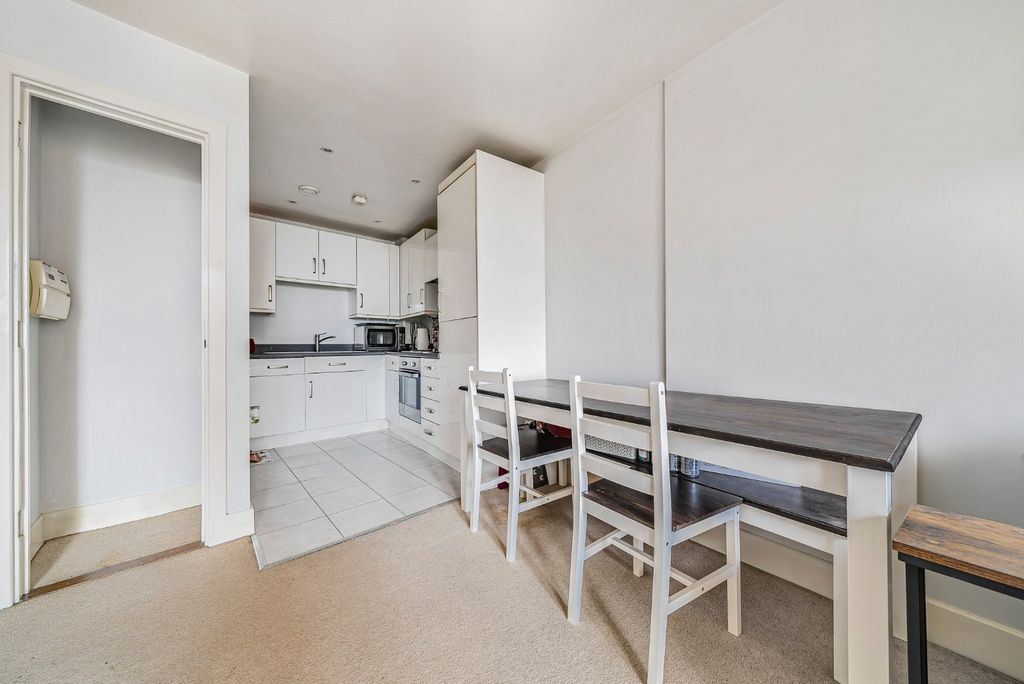 Property photo 3 of 17 Picture No. 08